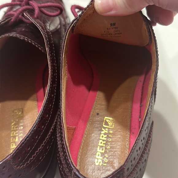 Women’s Sperry shoes - Picture 4 of 8